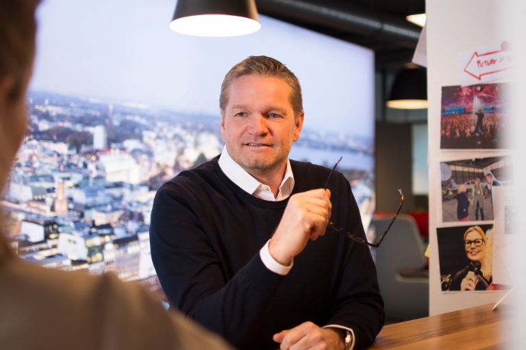 Jürgen Borgartz, Managing Director of EOS Deutschland.